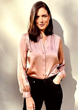Sivan Klein image 1 of 3