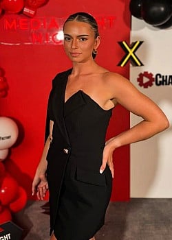 Skye Nicolson image 2 of 4