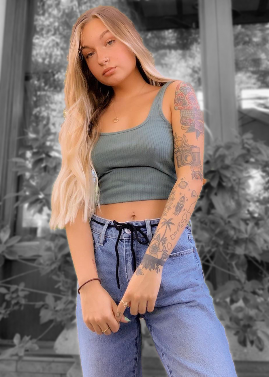Skye Raae - Free pics, galleries & more at Babepedia