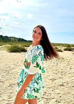 Skylar Ellison image 2 of 2