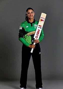Smriti Mandhana image 1 of 4