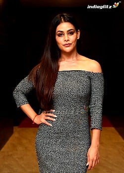 Sneha Gupta image 1 of 4