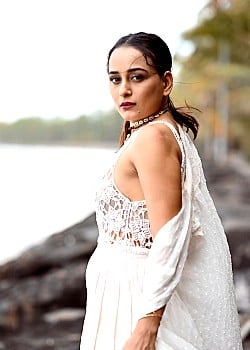 Sneha Jain image 4 of 4