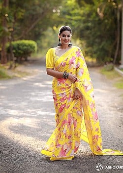 Sneha image 4 of 4