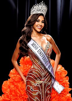 Sofia Cordova image 1 of 4