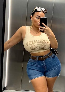 Sofia Lima image 2 of 3