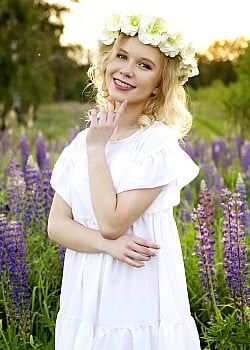 Sofia Shkidchenko image 1 of 2