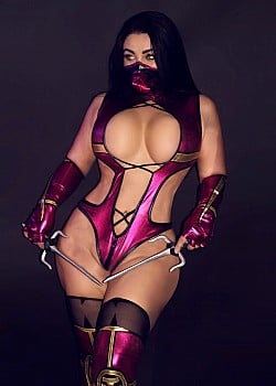 Sofia Sivan image 3 of 4