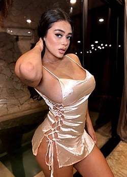 Sofia Tena image 1 of 4