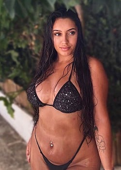 Sofia Vieira image 1 of 2