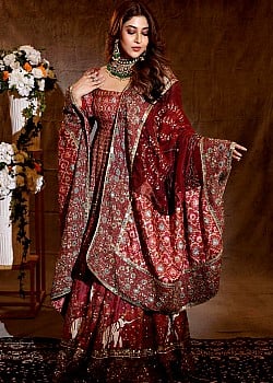 Sonarika Bhadoria image 2 of 3