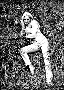 Sondra Locke image 4 of 4