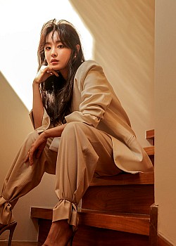 Song Ji-eun image 2 of 2