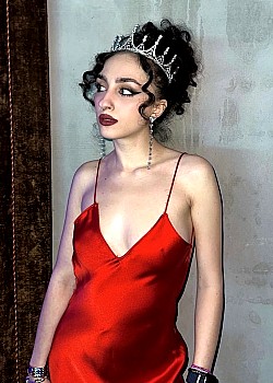 Sonia Schembari image 2 of 4