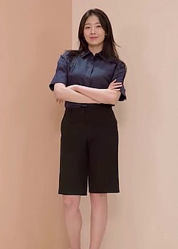 Soo Min Kim image 3 of 4