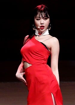 Soojin image 2 of 2