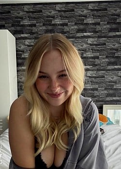 Sooliy (Instagram) image 1 of 1