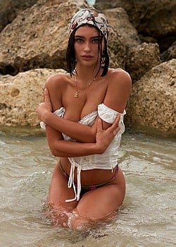 Sophi Knight image 4 of 4