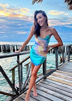 Sophia Culpo image 4 of 4