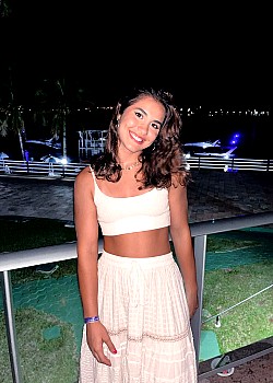 Sophia Dantas image 2 of 2