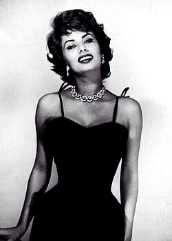 Sophia Loren image 2 of 4