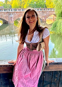 Sophia Schenkel image 2 of 4