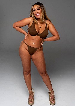 Sophie Kasaei image 2 of 4