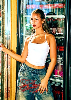 Sophie Shaw image 2 of 4