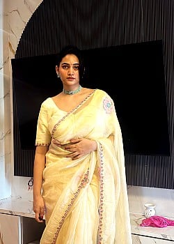 Spandana Palli image 4 of 4