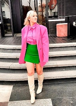 Spicy Romy image 2 of 3