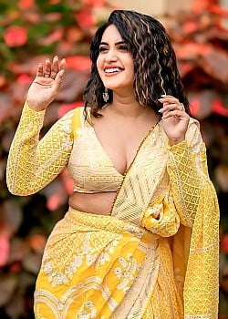 Sravanthi Chokarapu image 1 of 4