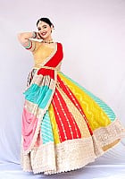 Sreemukhi profile photo