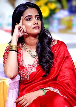 Sri Gouri Priya image 3 of 3