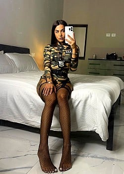Stella Tinebra image 3 of 3