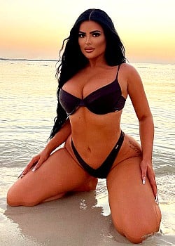 Stephanie Symonds image 2 of 4