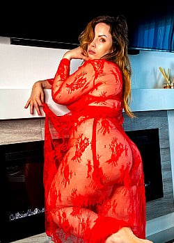 Stephy Reid image 3 of 3