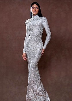 Sthefany Gutierrez image 3 of 4