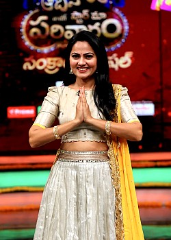 Suhasini image 4 of 4