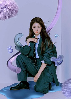 Sullyoon image 3 of 3