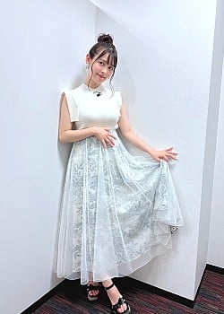 Sumire Uesaka image 3 of 4