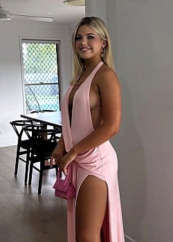 Summer Campbell image 1 of 2