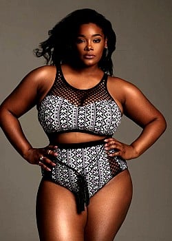 Summer Wayans image 2 of 4