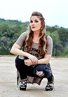Sunny Sweeney profile photo