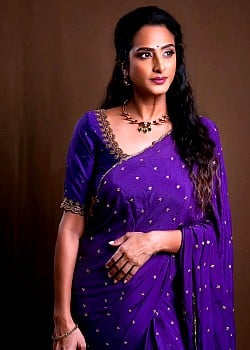 Surekha Vani image 4 of 4