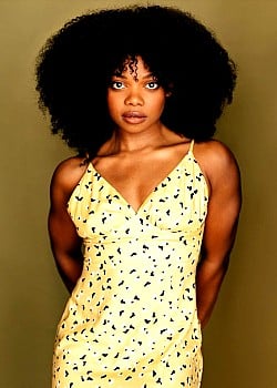Susan Heyward image 2 of 3