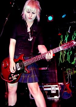 Suzi Gardner image 2 of 2