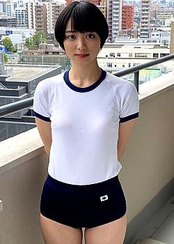 Suzu Monami image 1 of 4