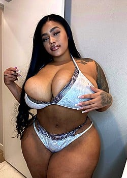 Suzy Marie image 4 of 4