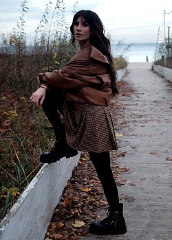Sylwia Grzeszczak image 2 of 2
