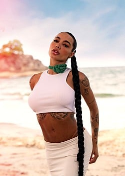 Taina Felipe image 3 of 3